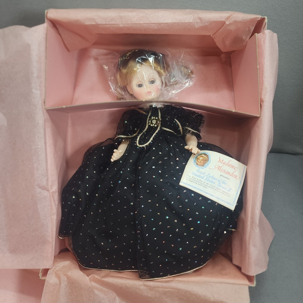 Madame Alexander Jane Pierce First Lady Doll 1515 Black Gown Series III 8"
